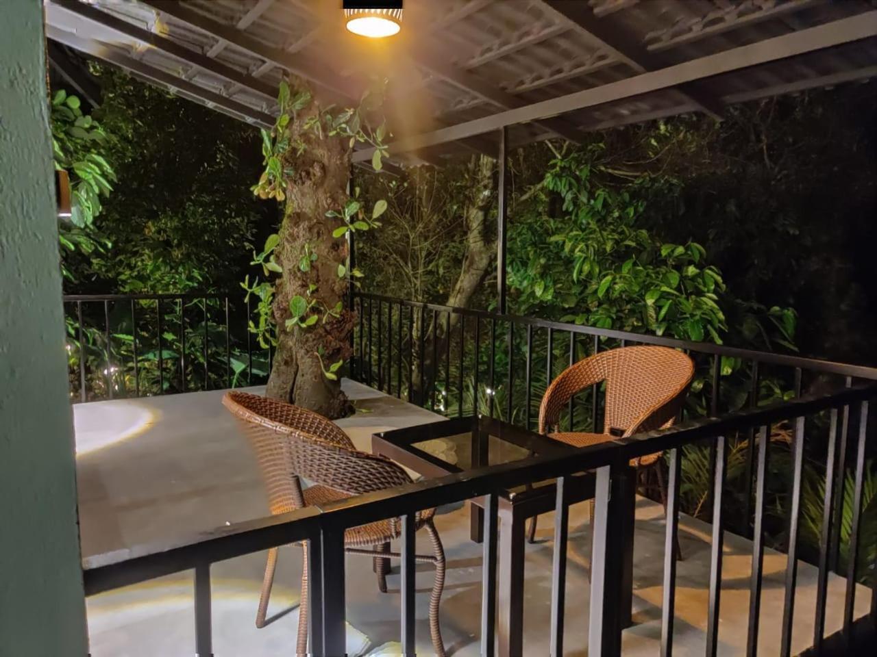 Misty Rain Estate Hotel Madikeri Bagian luar foto