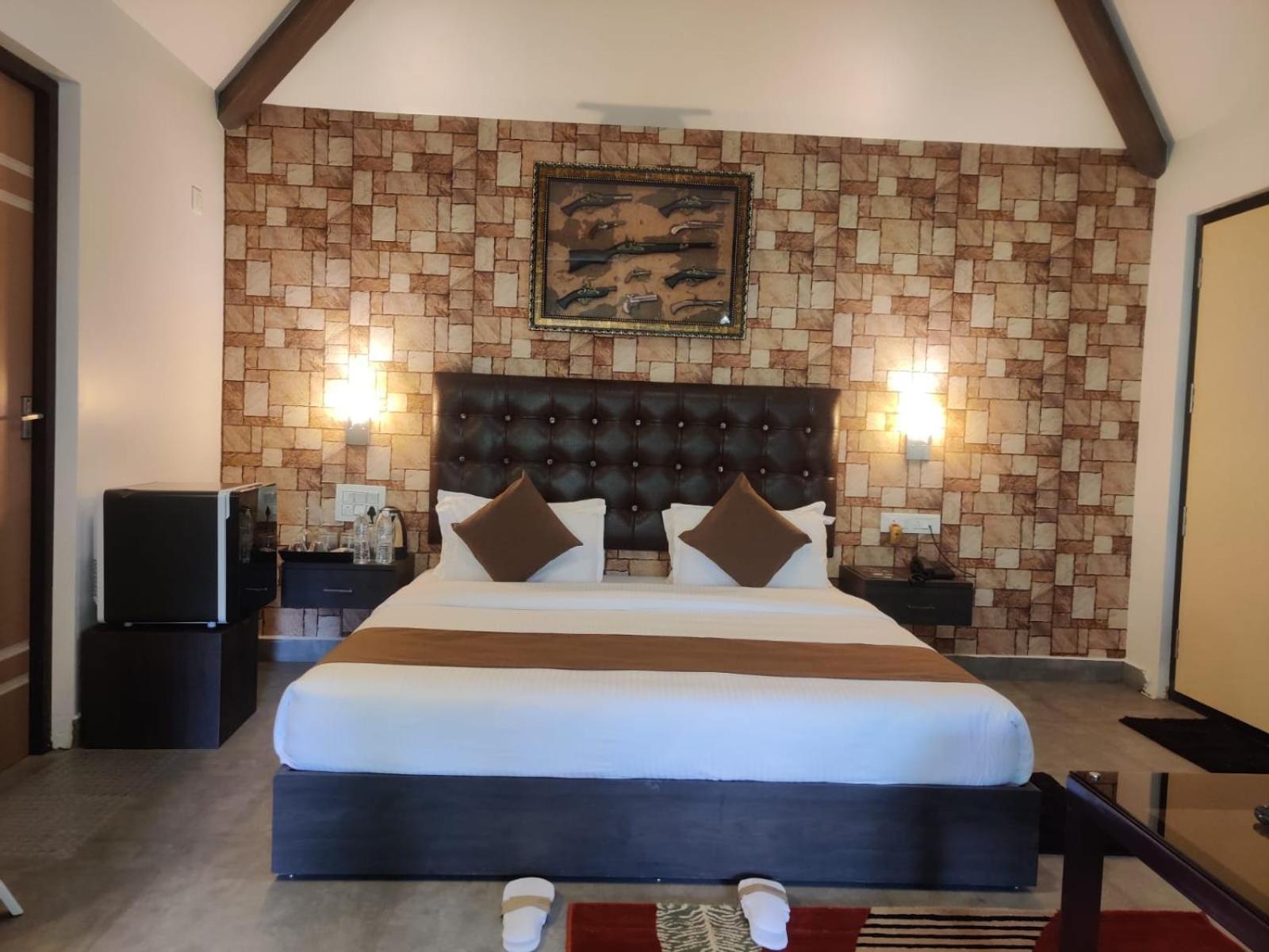 Misty Rain Estate Hotel Madikeri Bagian luar foto